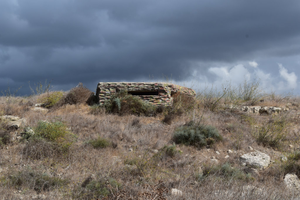 the-hunt-for-geroskipou-aerodrome_12