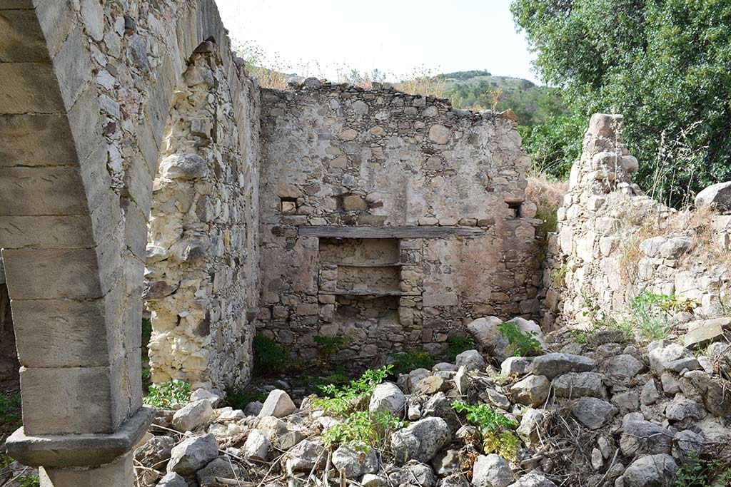 Agios Savvas Tis Koronos 08 agios_savvas_tis_koronos_08