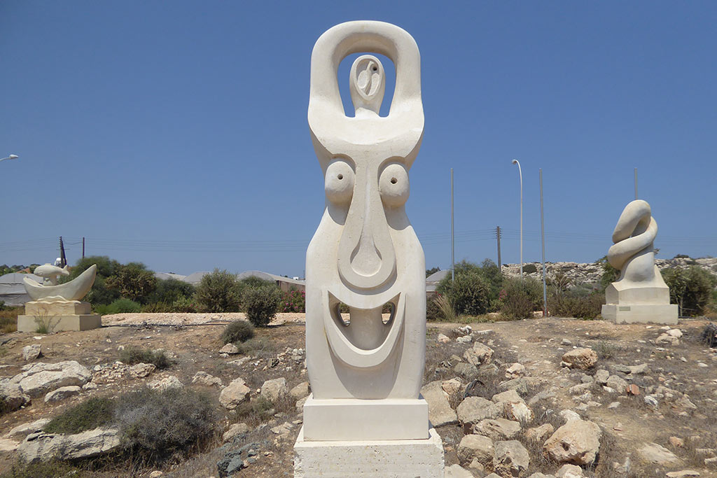 ayia-napa-sculpture-park_12-funny-face
