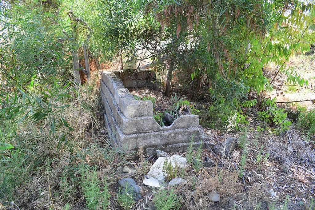 Chrysochou Cemetary 04 chrysochou_cemetary_04