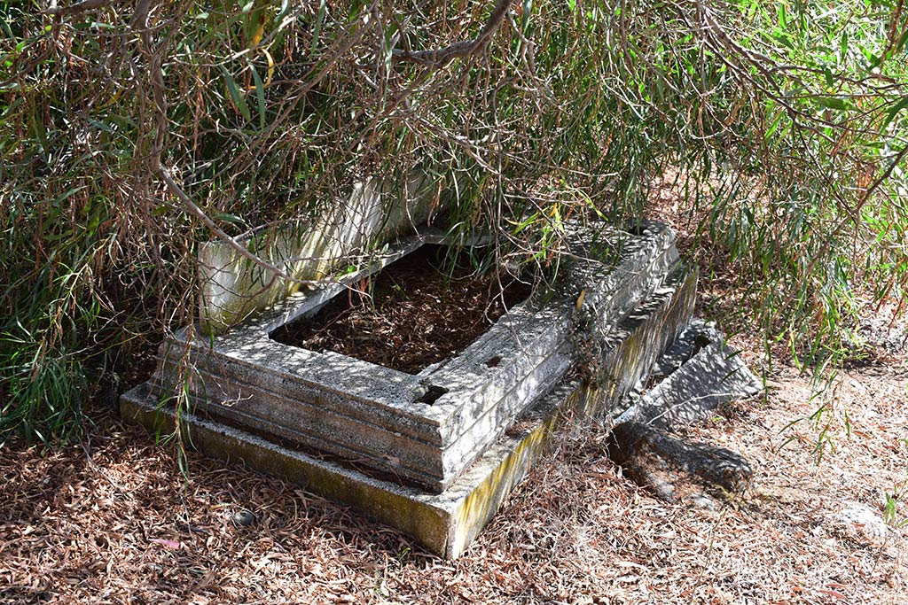 chrysochou_cemetary_12