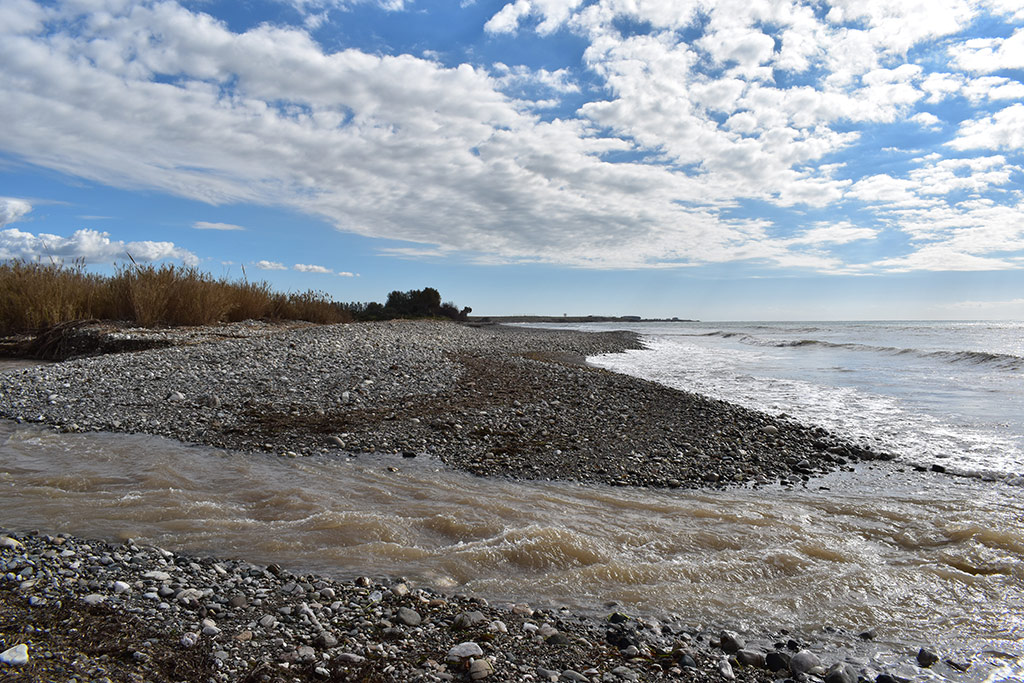 ezousa-estuary_01