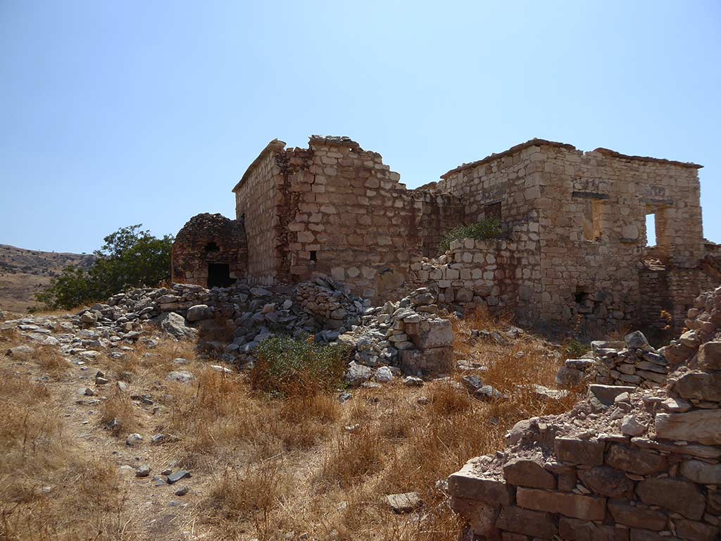 foinikas_revisited_17_castle_top