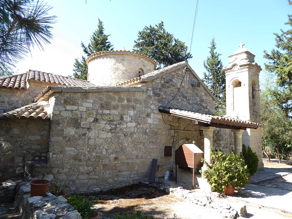 letymbou_07_church03_side