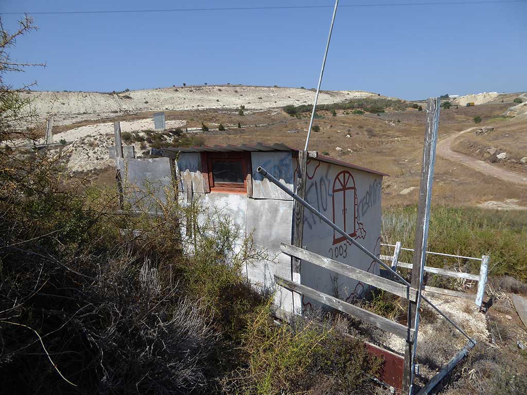 motorway_shrine_08_small_church