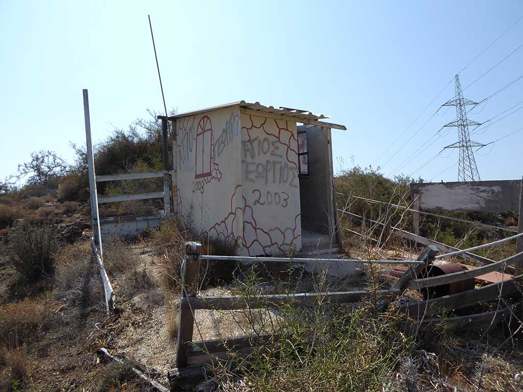 motorway_shrine_12_agios_georgios_2003