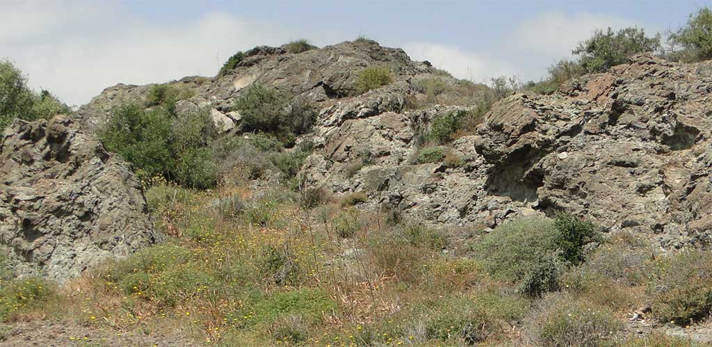 01_paphos_minerals_volcanic_pipe