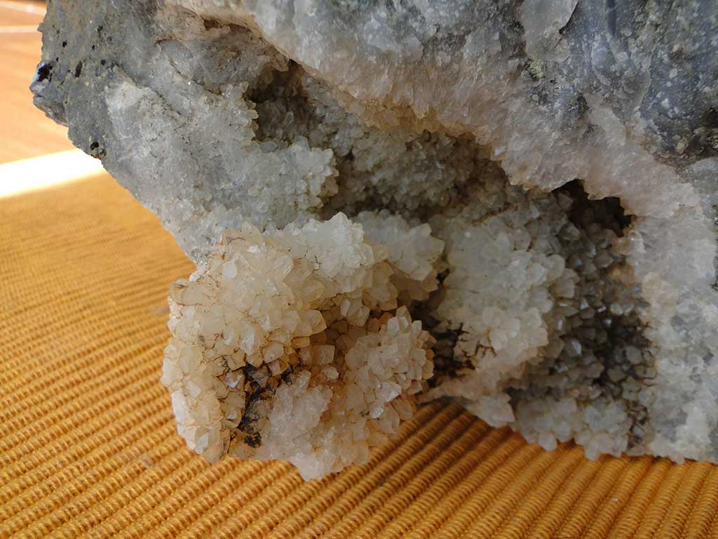 09_paphos_minerals_crystals