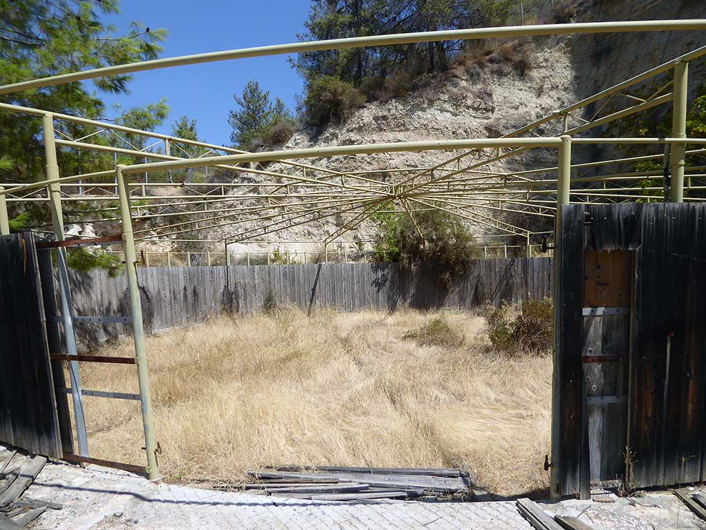 Return-to-the-abandoned-ranch 33 return-to-the-abandoned-ranch_33