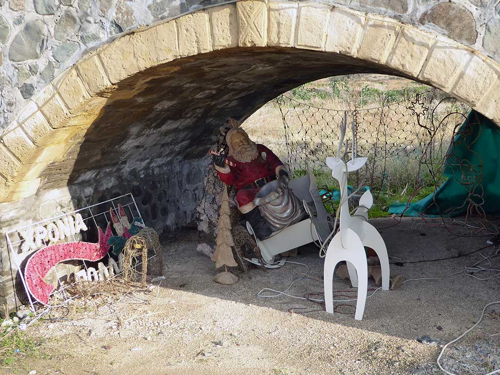 Bridge Over Troubled Santa bridge_over_troubled_santa