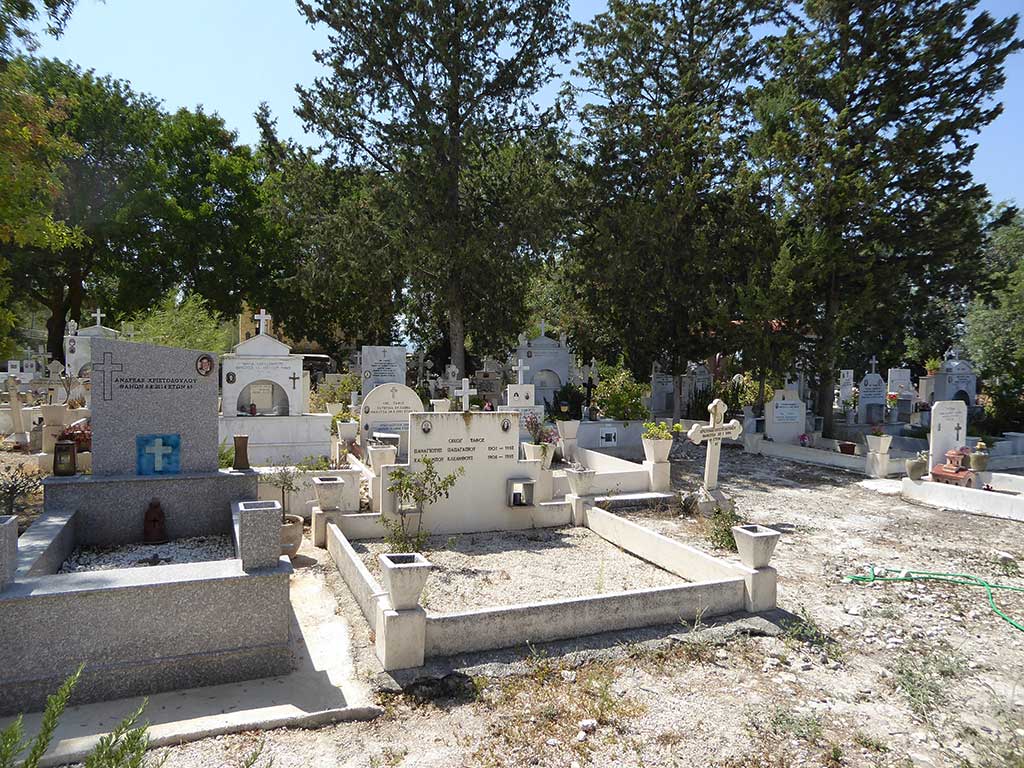 Simou 25 Graveyard simou_25_graveyard