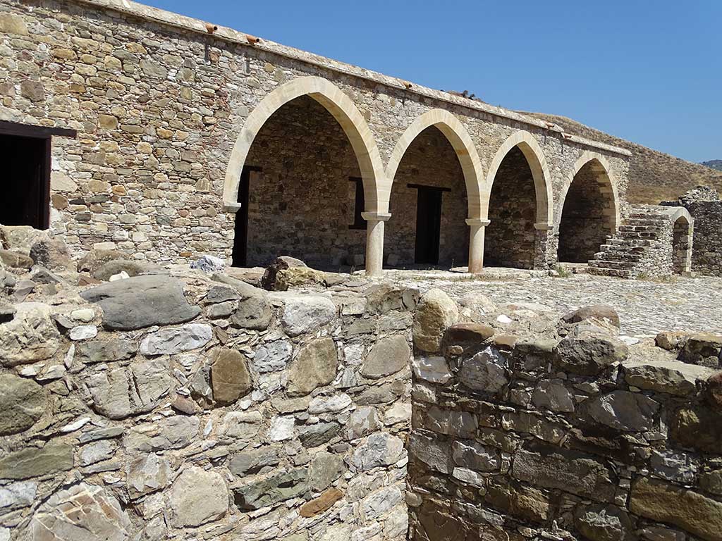 Sinti Monastery 15 080 sinti_monastery_15_080