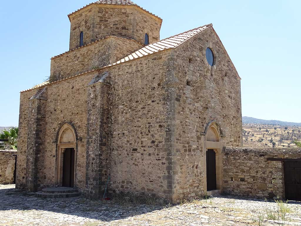 Sinti Monastery 18 078 sinti_monastery_18_078