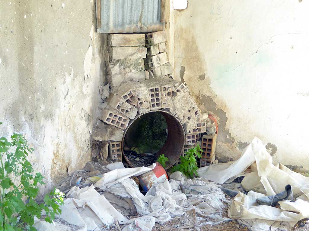04 Interesting Fireplace 04_interesting_fireplace