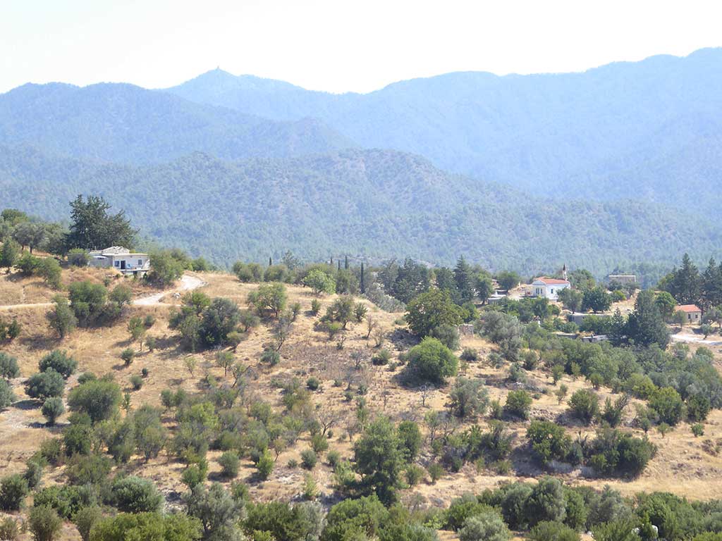 Vretsia To Kelefos 02 Vretsia In Summer vretsia_to_kelefos_02_vretsia_in_summer