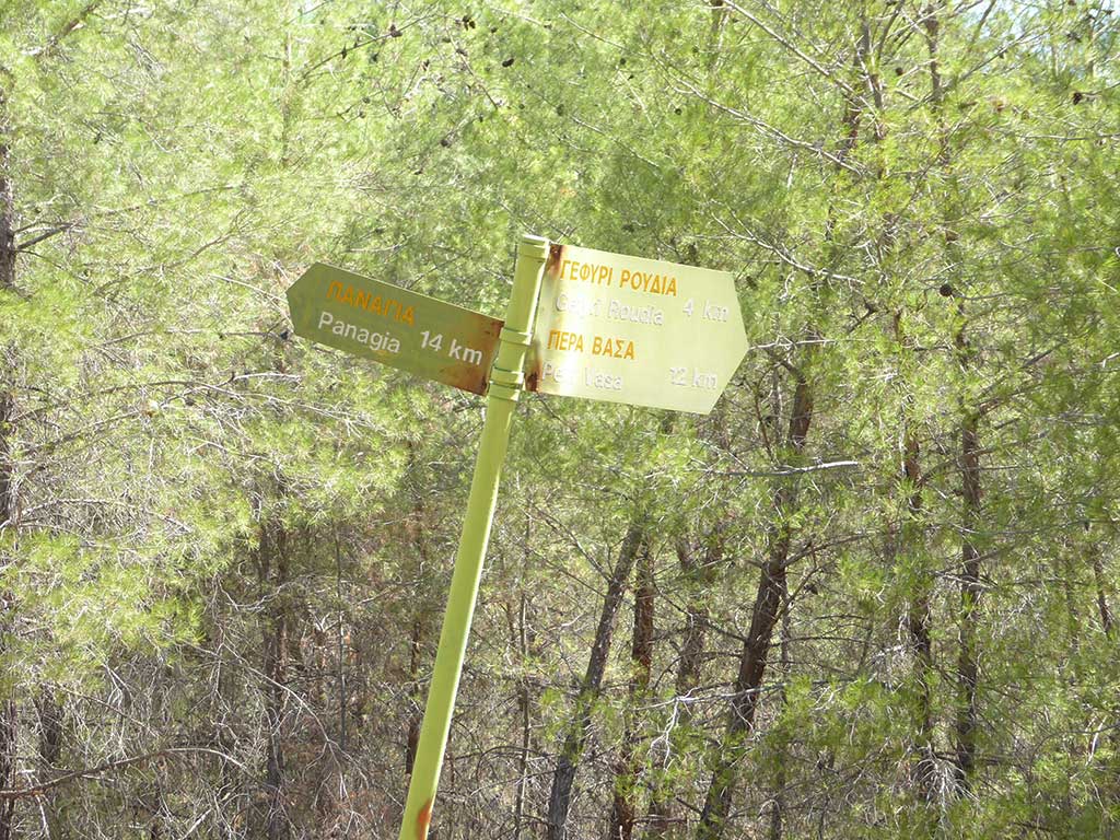 Vretsia To Kelefos 05 Pera Vasa Route vretsia_to_kelefos_05_pera_vasa_route