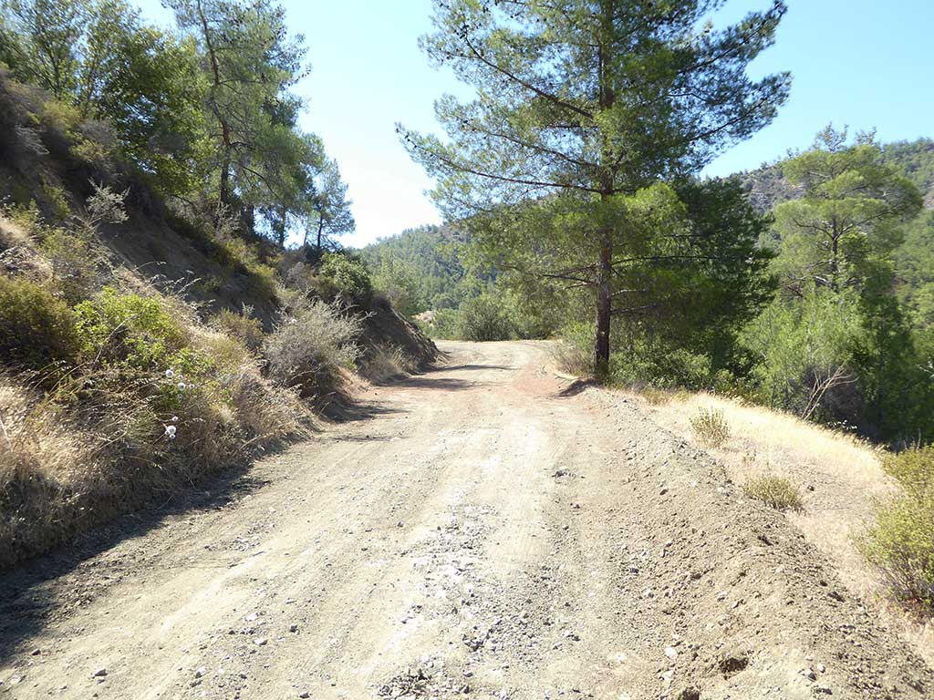 vretsia_to_kelefos_12_clear_road