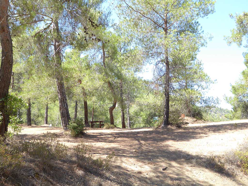 vretsia_to_kelefos_14_picnic_spot