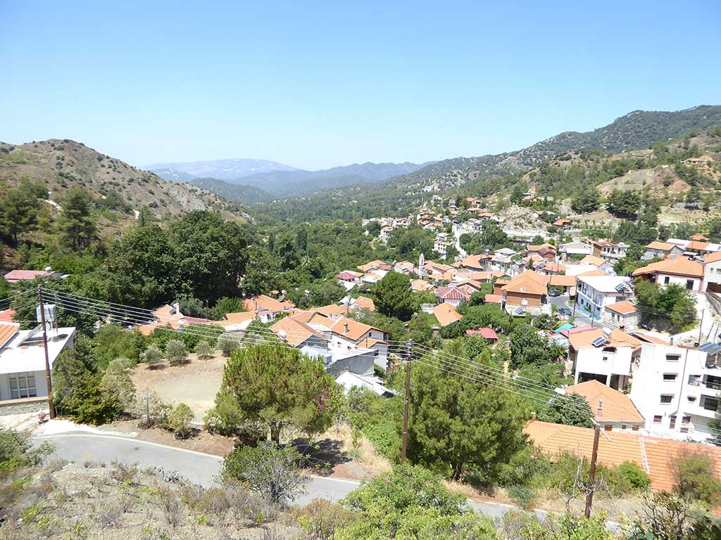 vretsia_to_kelefos_29_foini