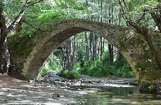 Kelefos Bridge