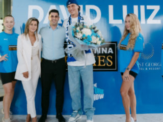 David Luiz Arrive In Cyprus!
