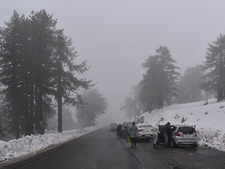 Roads to Troodos closed due to heavy snowfall